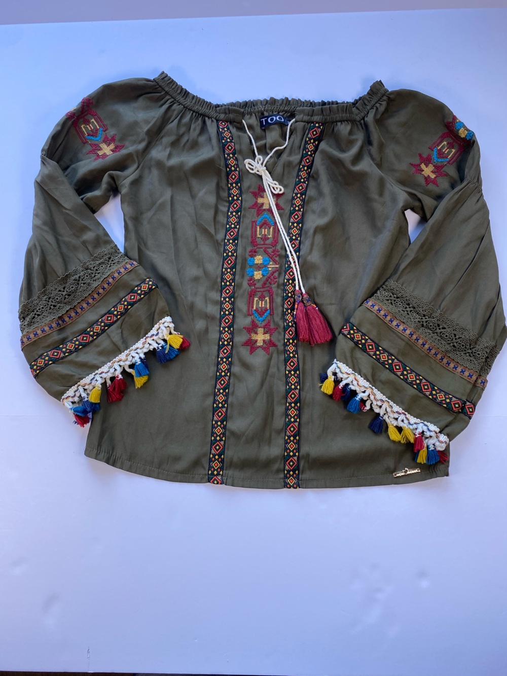 ITOO Women’s Green Geometric Embroidered Tassel Drawstring Puff Blouse Size M
